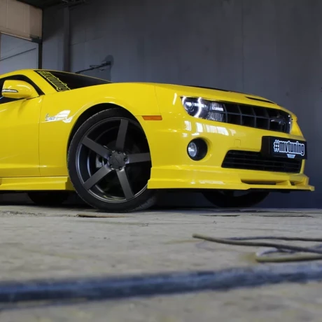 Накладка (юбка) переднего бампера (цельная) для Chevrolet Camaro SS (2009-2012) купить недорого с доставкой в Красноярск