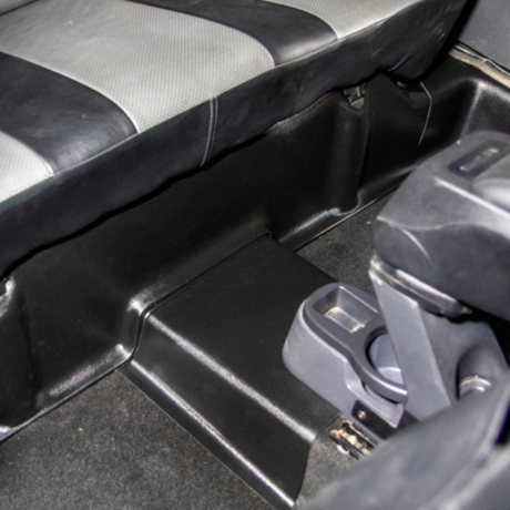 Накладки на ковролин "АртФорм" под заднее сиденье Renault Duster (2011-н.в.) 2 штуки купить недорого с доставкой в Красноярск