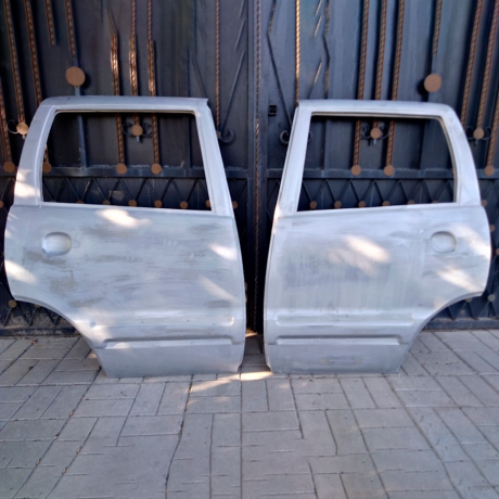 Задняя боковая дверь правая стеклопластиковая для Chevrolet Niv@ купить недорого с доставкой в Красноярск