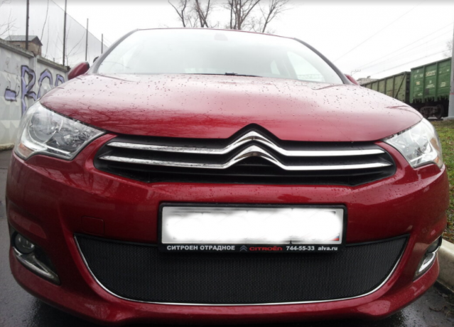 Защита радиатора "Standart" Citroen C4 (2010-2015) чёрная купить недорого с доставкой в Красноярск