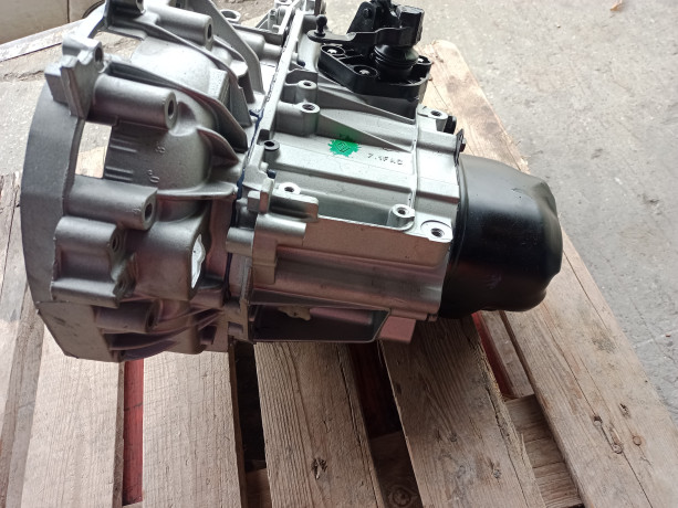 Механическая КПП (МКПП 5-ст.) Renault JR5-551 для L@DA L@ЯGUS, Vesт@, двигатель 16V франция купить недорого с доставкой в Красноярск