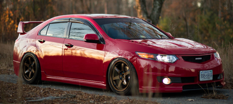 Капот пластиковый "Agressive Sport" var №2 для Honda Accord VIII (2008-2013) купить недорого с доставкой в Красноярск