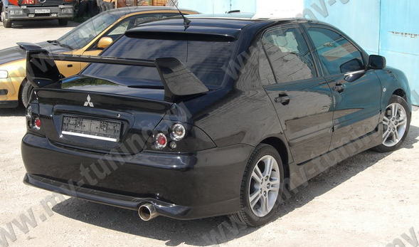 Корпуса под заднюю модульную оптику для Mitsubishi Lancer IX (2003-2009) купить недорого с доставкой в Красноярск